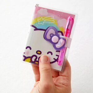 SANRIO HELLO KITTY Mini Keychain Journal with Pen NWT